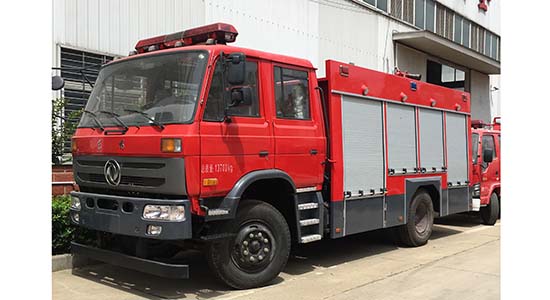 東風天錦6噸水罐消防車